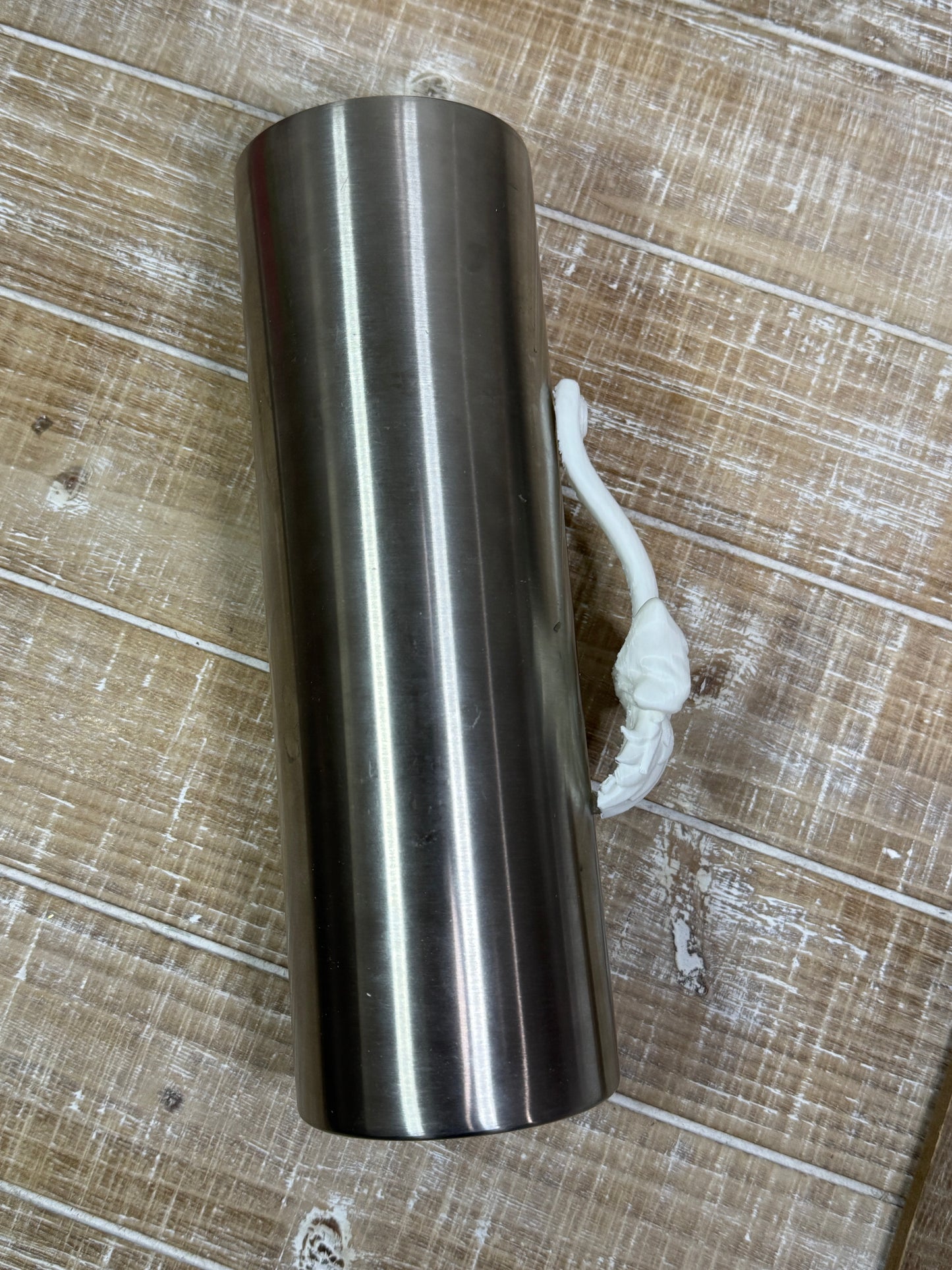Donkey Tail Handle