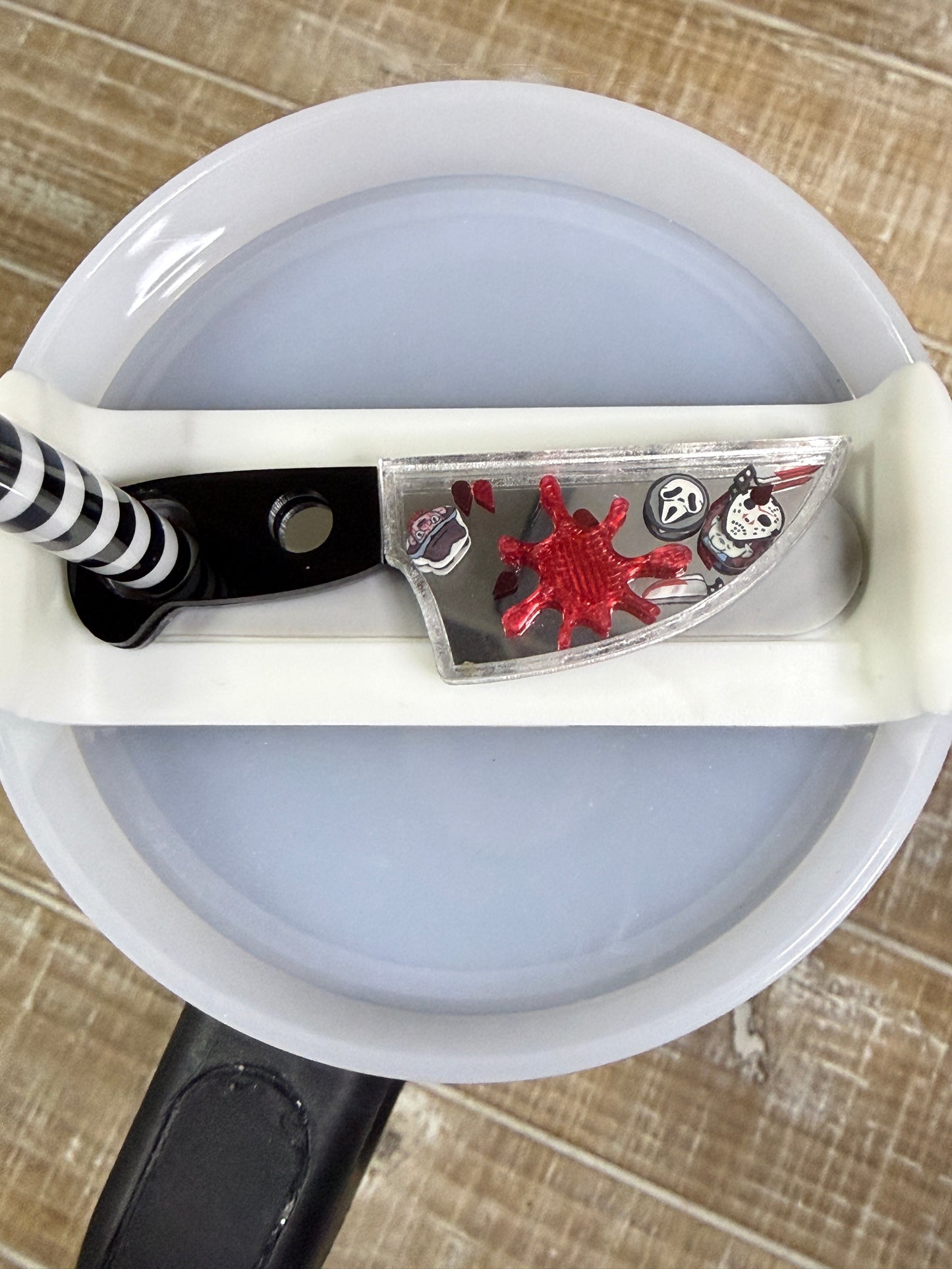 Assorted Knife Lid Toppers