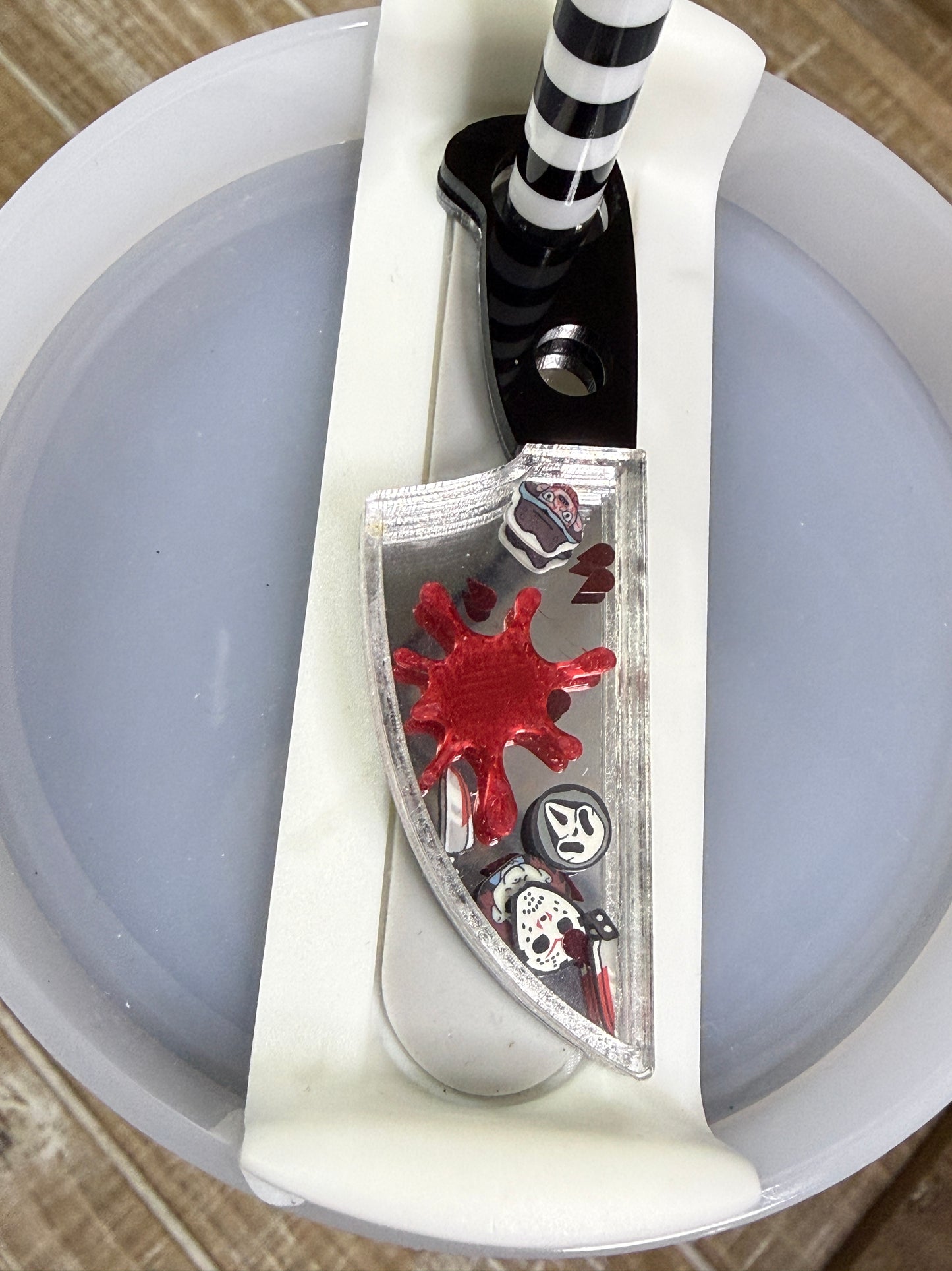 Assorted Knife Lid Toppers